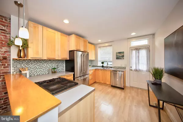 2604 FLEET ST, Baltimore, MD 21224