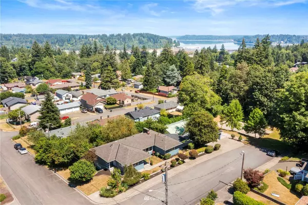 528 Seattle AVE, Shelton, WA 98584