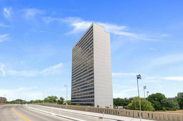 1920 S 1st ST #809, Minneapolis, MN 55454