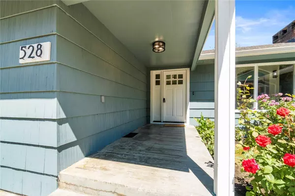 528 Seattle AVE, Shelton, WA 98584