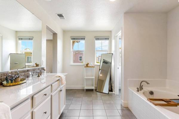 3976 Samuelson WAY, Sacramento, CA 95834