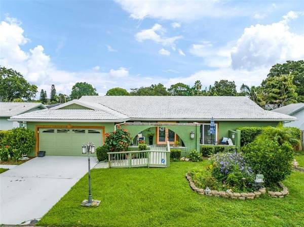 2624 CEDARGLEN DR, Dunedin, FL 34698