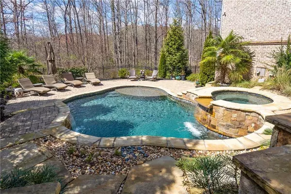 325 Andelle AVE, Suwanee, GA 30024