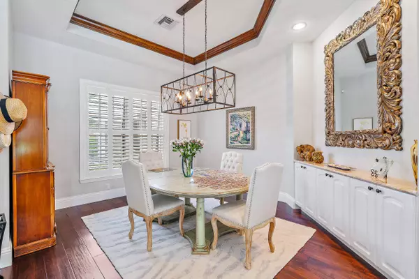 18492 SE Heritage DR, Tequesta, FL 33469