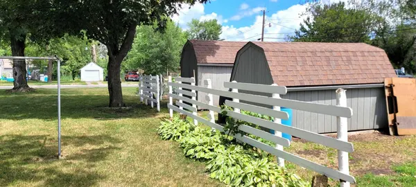 301 S Walnut ST, Belle Plaine, MN 56011