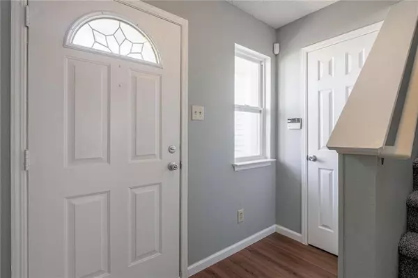 2364 Harvest Moon DR, Greenwood, IN 46143