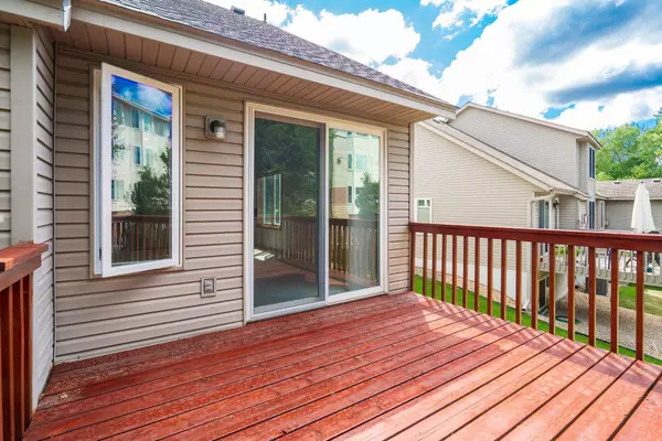 9149 Medley CIR, Golden Valley, MN 55427