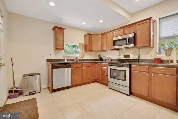 3108 35TH ST NE, Washington, DC 20018