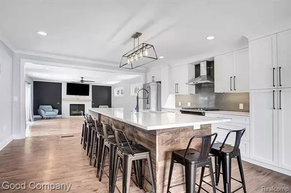 24921 HARRISON Street, Harrison Twp, MI 48045