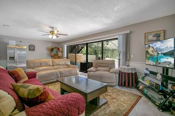 605 BLACK IRONWOOD DR, Deland, FL 32724