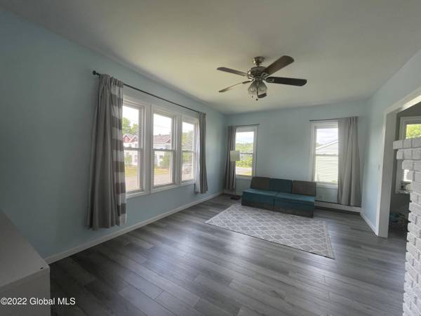 239 Main ST, Florida, NY 12010