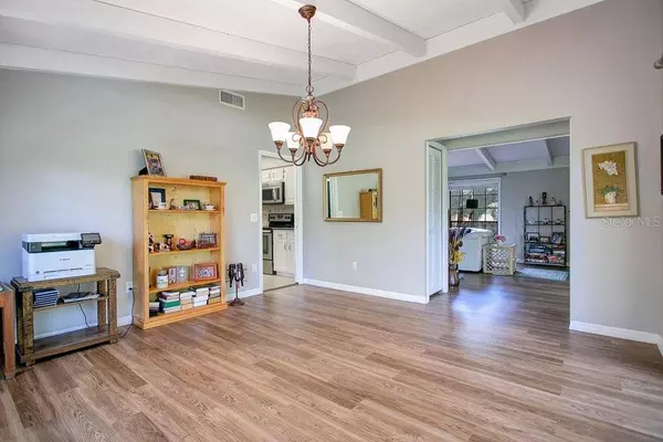 605 BLACK IRONWOOD DR, Deland, FL 32724