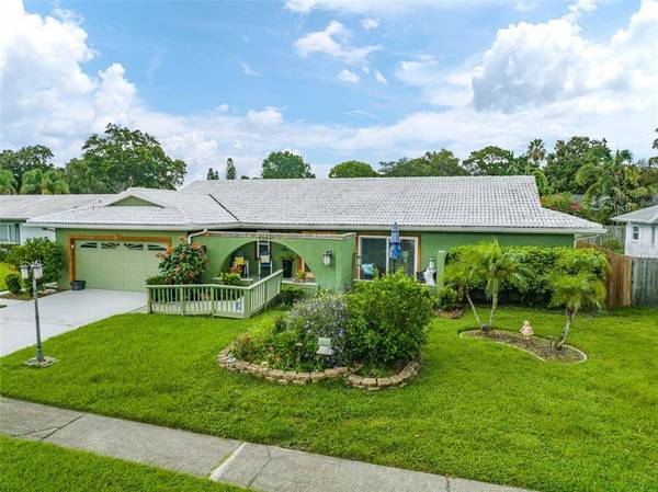 2624 CEDARGLEN DR, Dunedin, FL 34698