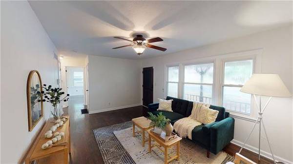 109 W 90th ST, Kansas City, MO 64114