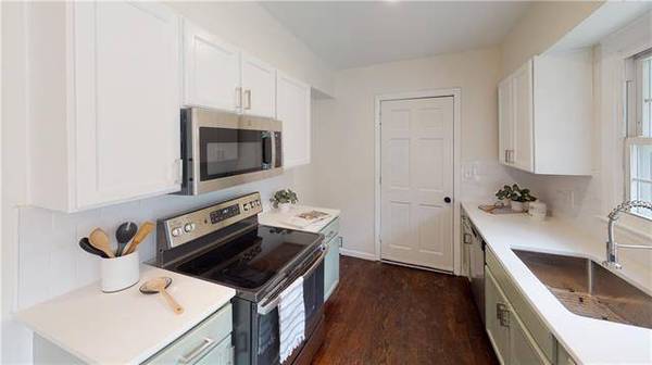 9607 Belmont AVE, Kansas City, MO 64134