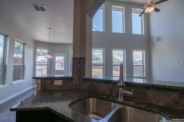 4426 LORING PARK, Converse, TX 78109-3798