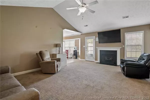 329 Gatsby Drive, Raeford, NC 28376