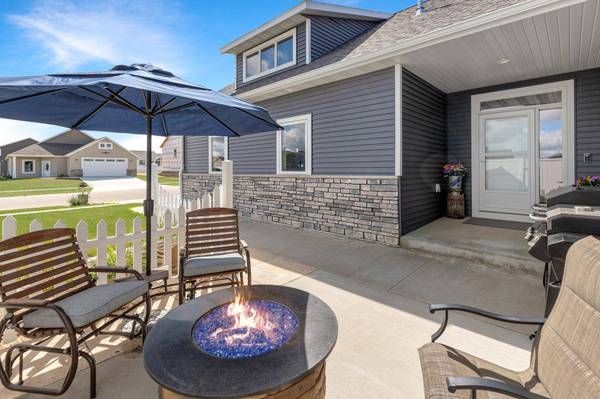 600 12th ST NW, Kasson, MN 55944