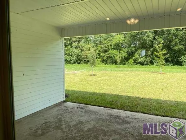 58815 ISLAND DR, Plaquemine, LA 70764