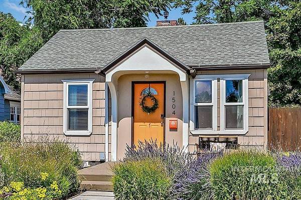 1504 W Washington St