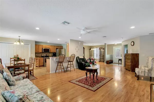 1816 WAKE FOREST AVE, Clermont, FL 34711