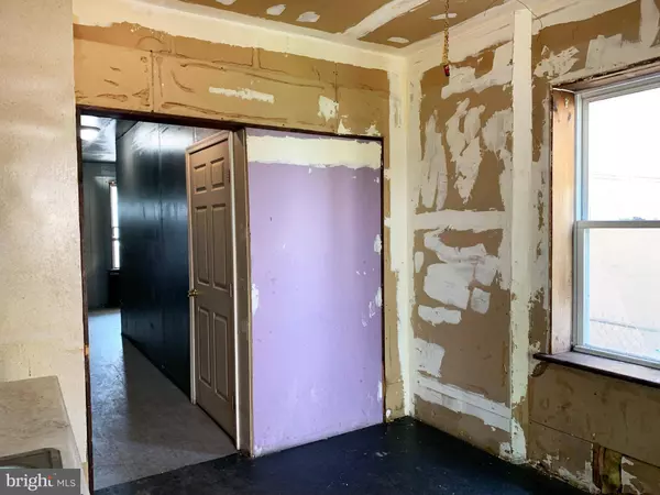 1622 S CONESTOGA ST, Philadelphia, PA 19143