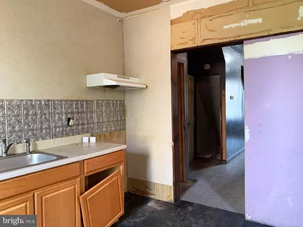 1622 S CONESTOGA ST, Philadelphia, PA 19143