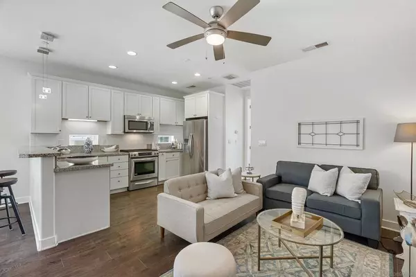 741 D Avenue, Coronado, CA 92118