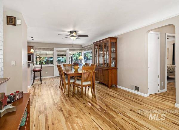 1406 S Owyhee St, Boise, ID 83705