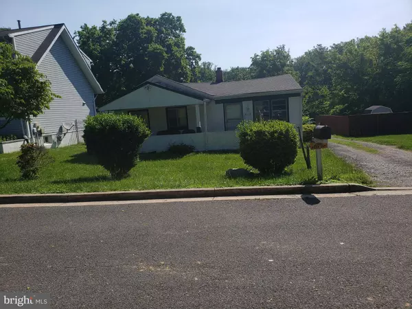 2116 SPAULDING AVE, Suitland, MD 20746