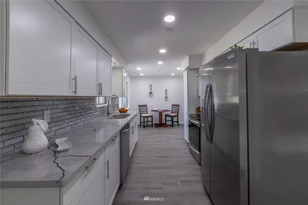 8610 92nd ST SW, Tacoma, WA 98498