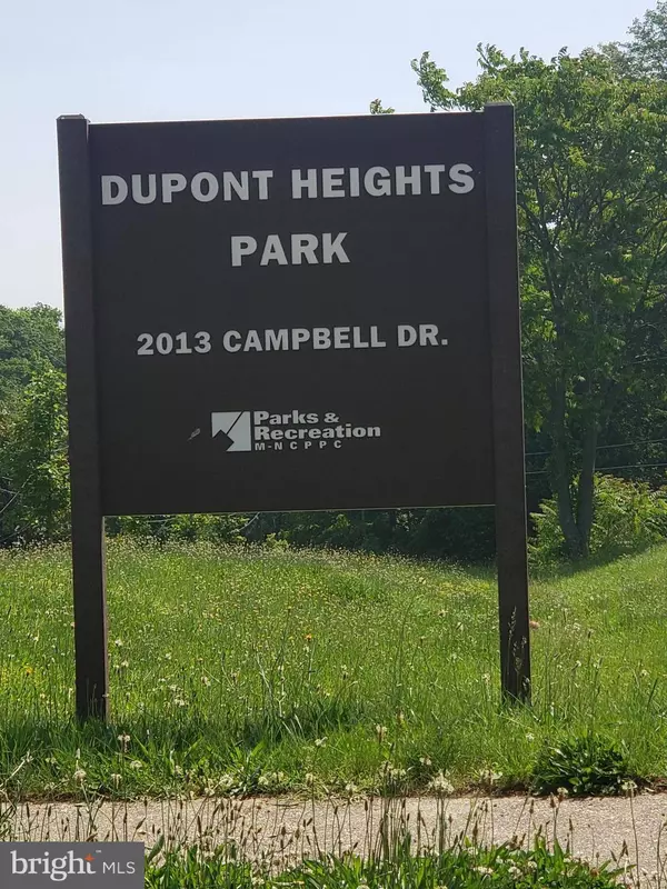 2116 SPAULDING AVE, Suitland, MD 20746