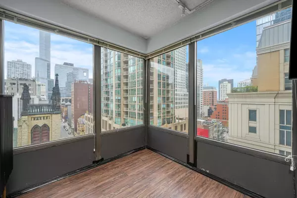 30 E Huron St, Chicago, IL 60611