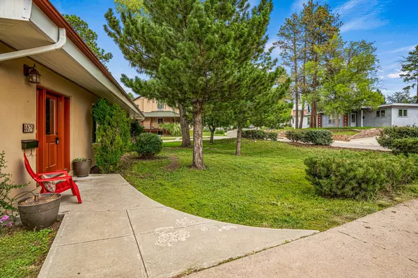 4679 Fairway DR, Los Alamos, NM 87544