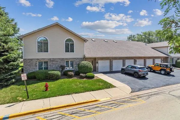 196 Barbara Jean LN #D, Joliet, IL 60436