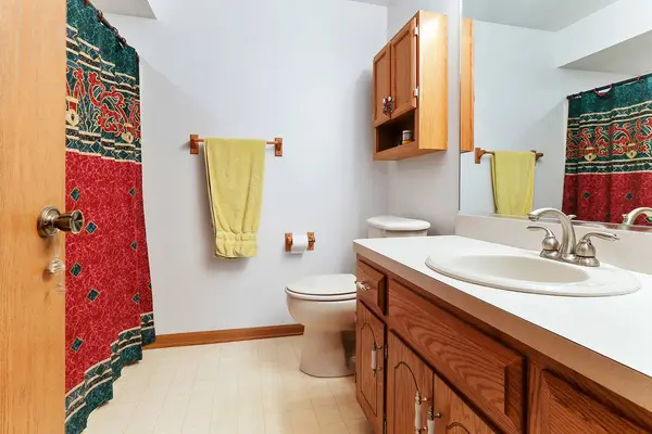 196 Barbara Jean LN #D, Joliet, IL 60436