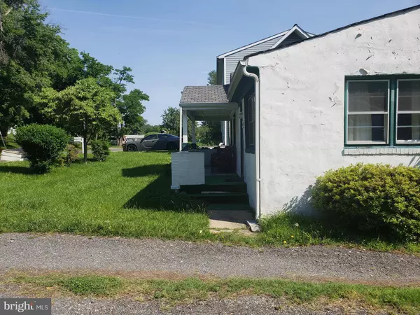 2116 SPAULDING AVE, Suitland, MD 20746