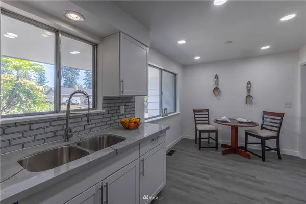 8610 92nd ST SW, Tacoma, WA 98498