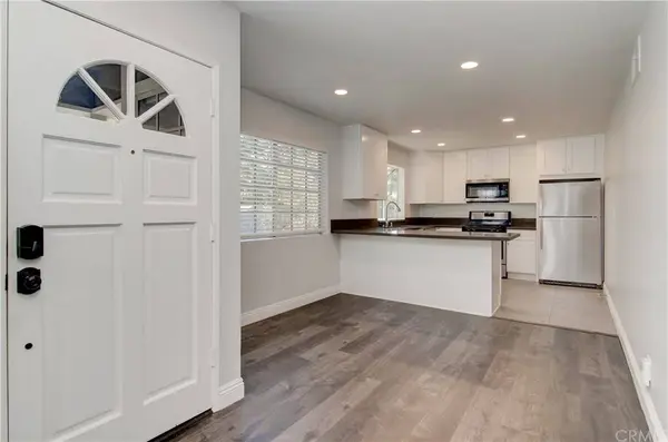 2330 Vanguard WAY #G204, Costa Mesa, CA 92626