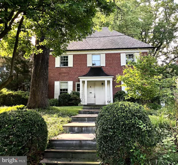 6321 32ND ST NW, Washington, DC 20015