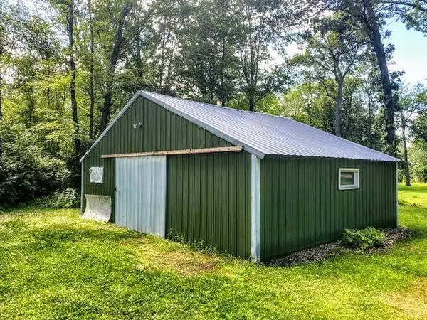 30888 Cedar Crest TRL NE, North Branch, MN 55056