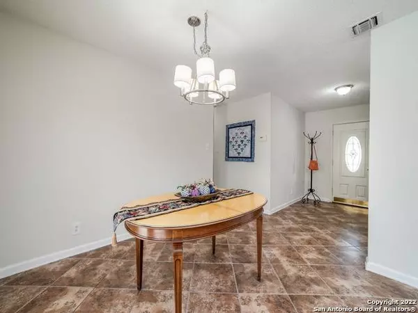 7321 SAGE OAK ST, Live Oak, TX 78233-3226