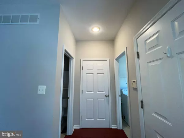 64 BUCKINGHAM PL, Cherry Hill, NJ 08003