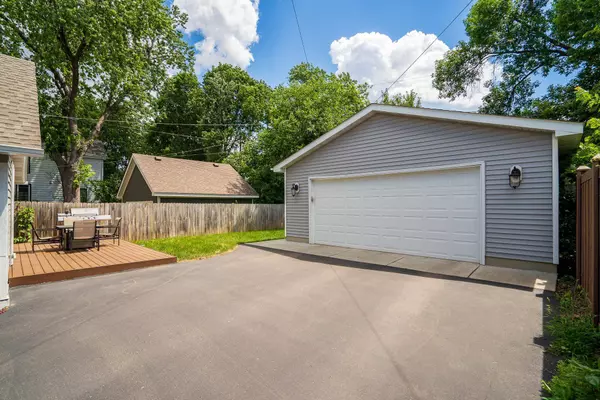 290 Harrison AVE, Saint Paul, MN 55102