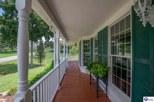 37 Deer Run Way, Elizabethtown, KY 42701