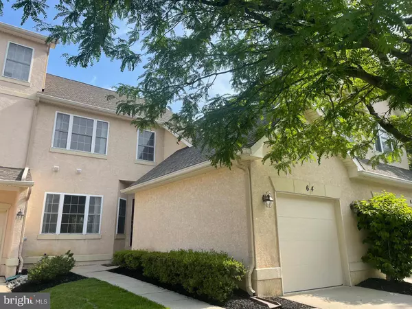 64 BUCKINGHAM PL, Cherry Hill, NJ 08003