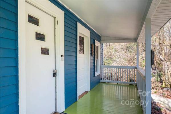 29 Knoxville PL, Asheville, NC 28801