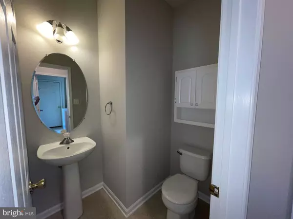 64 BUCKINGHAM PL, Cherry Hill, NJ 08003