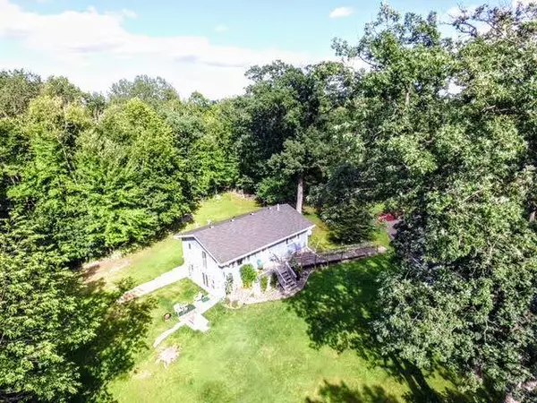 30888 Cedar Crest TRL NE, North Branch, MN 55056