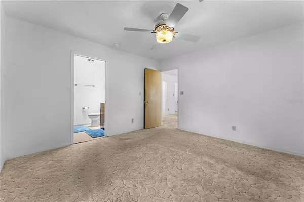 1007 MARSCASTLE AVE, Orlando, FL 32812